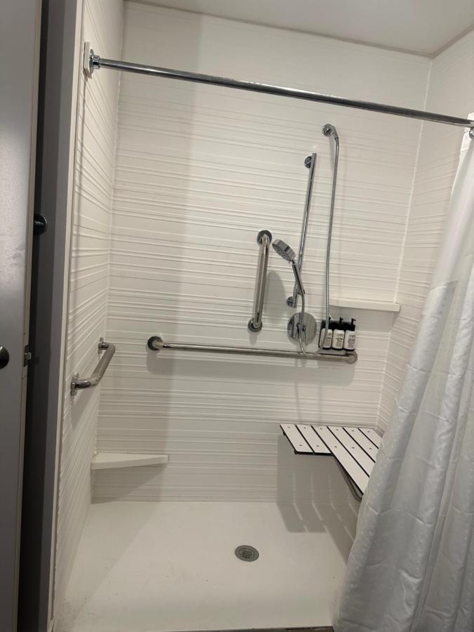 Avid Hotels - Fort Wayne North By Ihg Ngoại thất bức ảnh